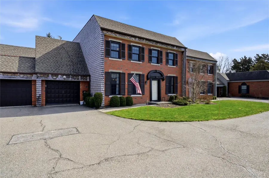 282 Helm Lane, Bay Shore, NY 11706 - #2