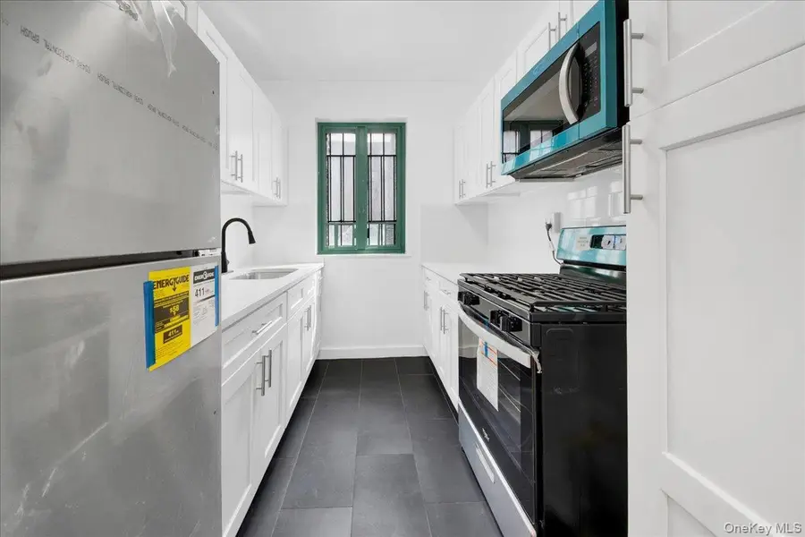 1569 Metropolitan Avenue #4g, Bronx, NY 10462 - #2