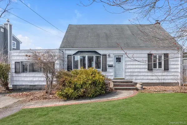 120 W 19th Street, Deer Park, NY 11729