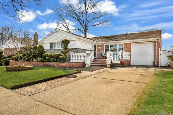 600 Astor Street, Elmont, NY 11003