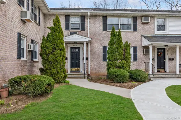 8237 Langdale Street #114A, New Hyde Park, NY 11040