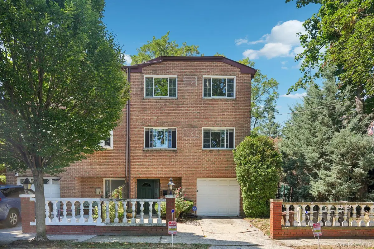 5959 Delafield Avenue, Bronx, NY 10471 - #1