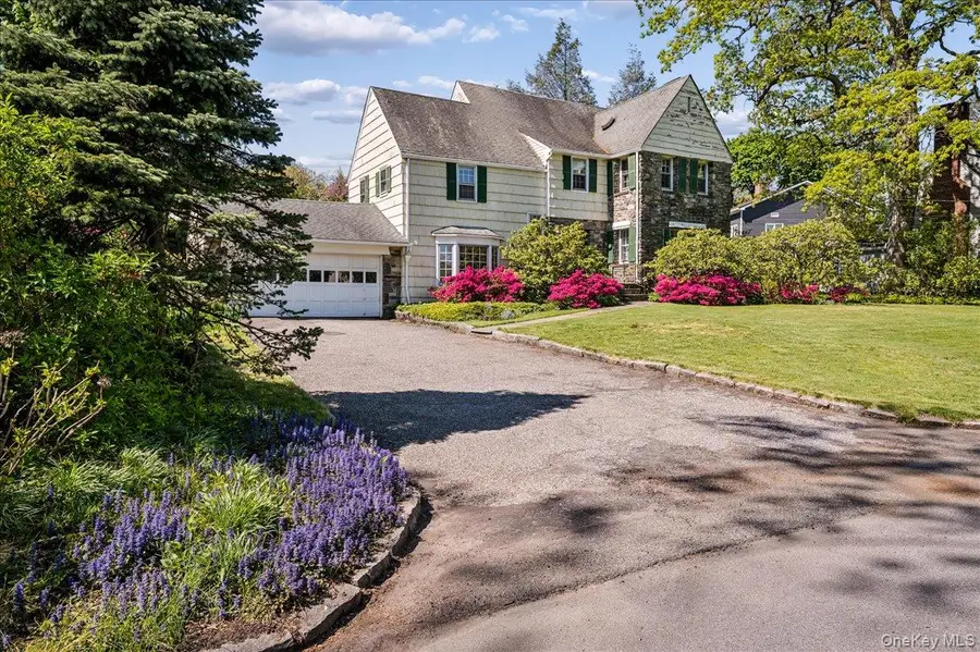 21 Country Club Lane, Pelham, NY 10803 - #2