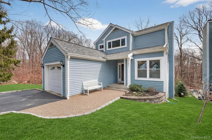 101 Hitching Post Lane, Yorktown Heights, NY 10598 - #3