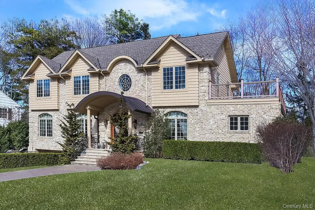 5 Old Field Lane, Lake Success, NY 11020 - #1