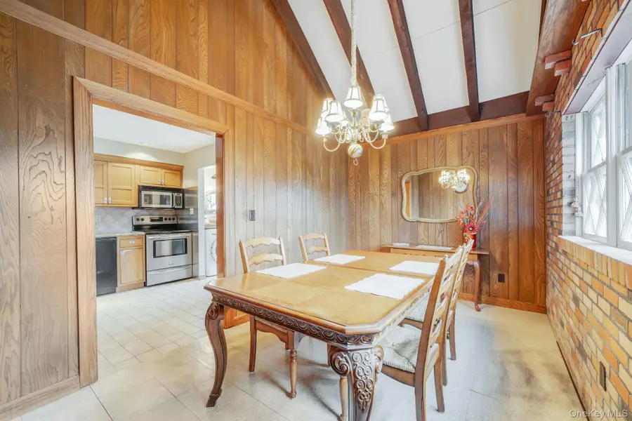 90 Haven Lane, Levittown, NY 11756 - #3