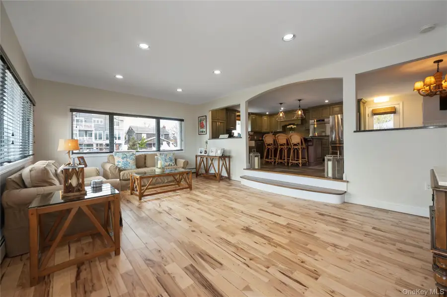 629 E Pine Street, Long Beach, NY 11561 - #3