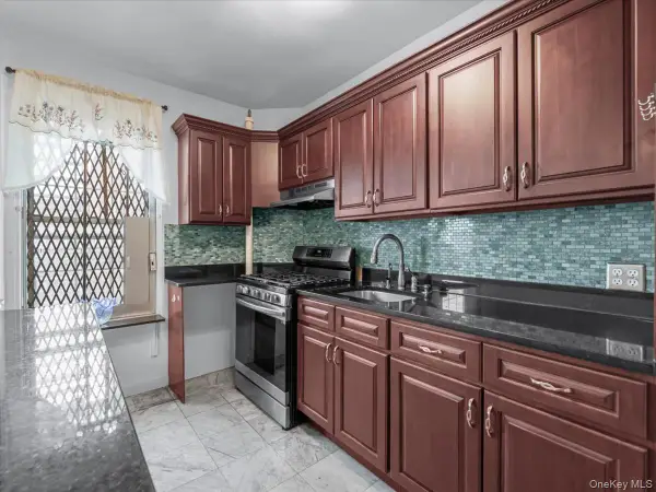 56-07 31st #6A, Woodside, NY 11377