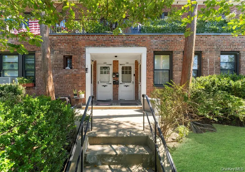 40-01 Little Neck Parkway #11-B, Little Neck, NY 11363 - #1