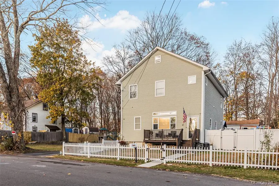 11 Grove Street, Highland, NY 12528 - #2