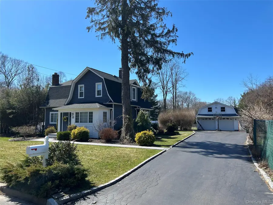 88 Astor Avenue, Saint James, NY 11780 - #3