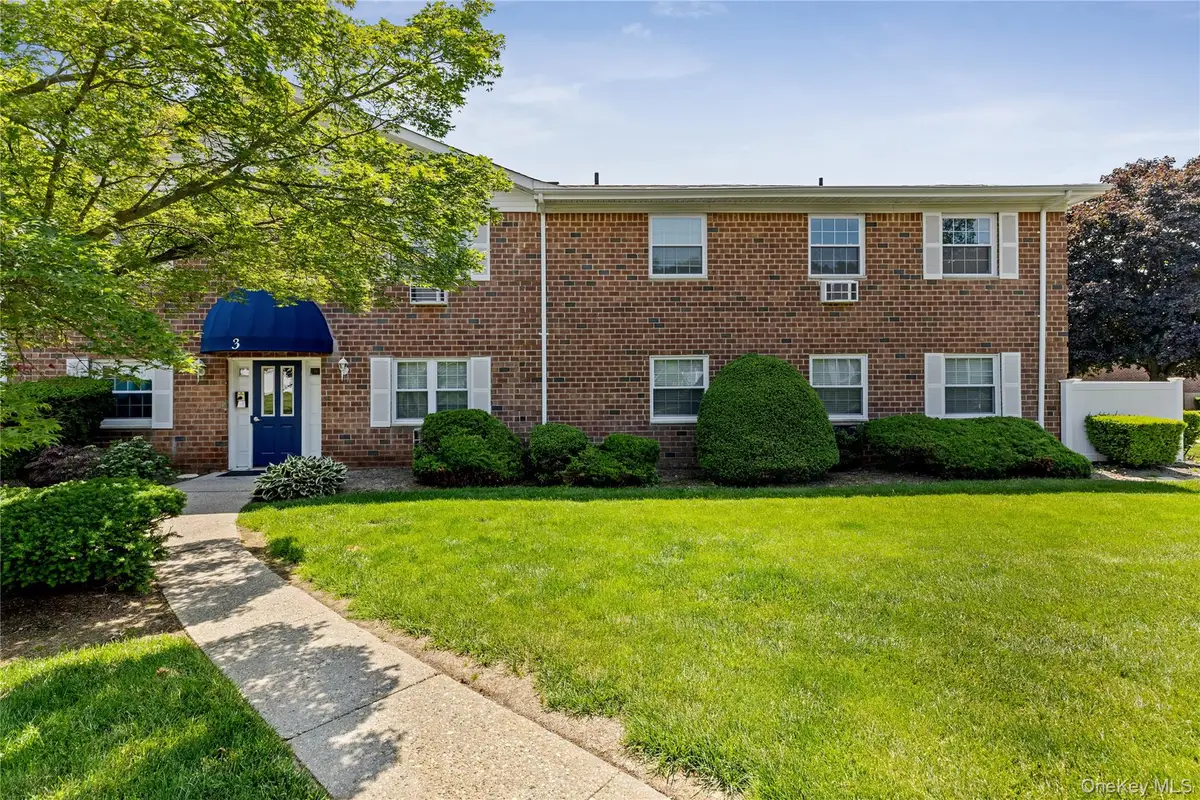 460 Old Town Road #3H, East Setauket, NY 11776 - #1