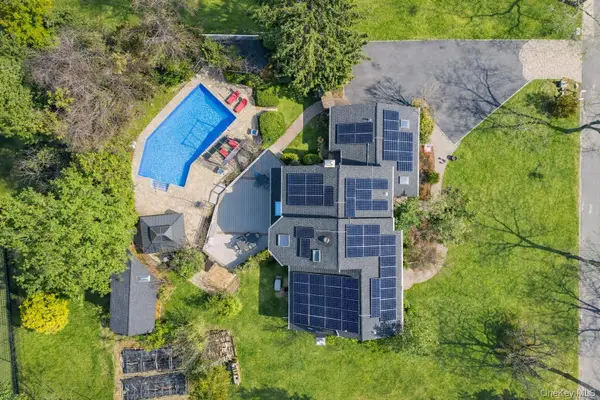 1 Allenby Drive, Northport, NY 11768