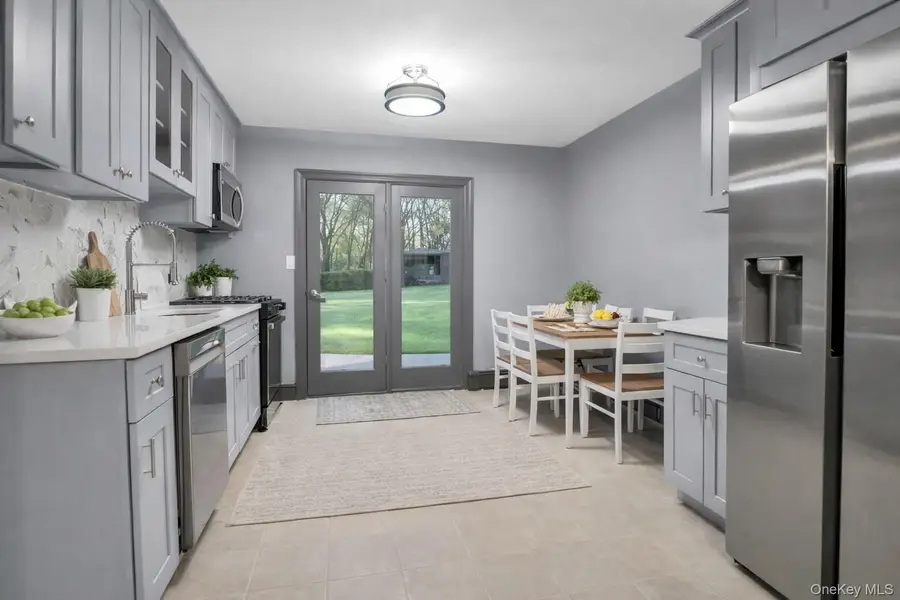 99 Ontario St, Port Jefferson Station, NY 11776 - #3