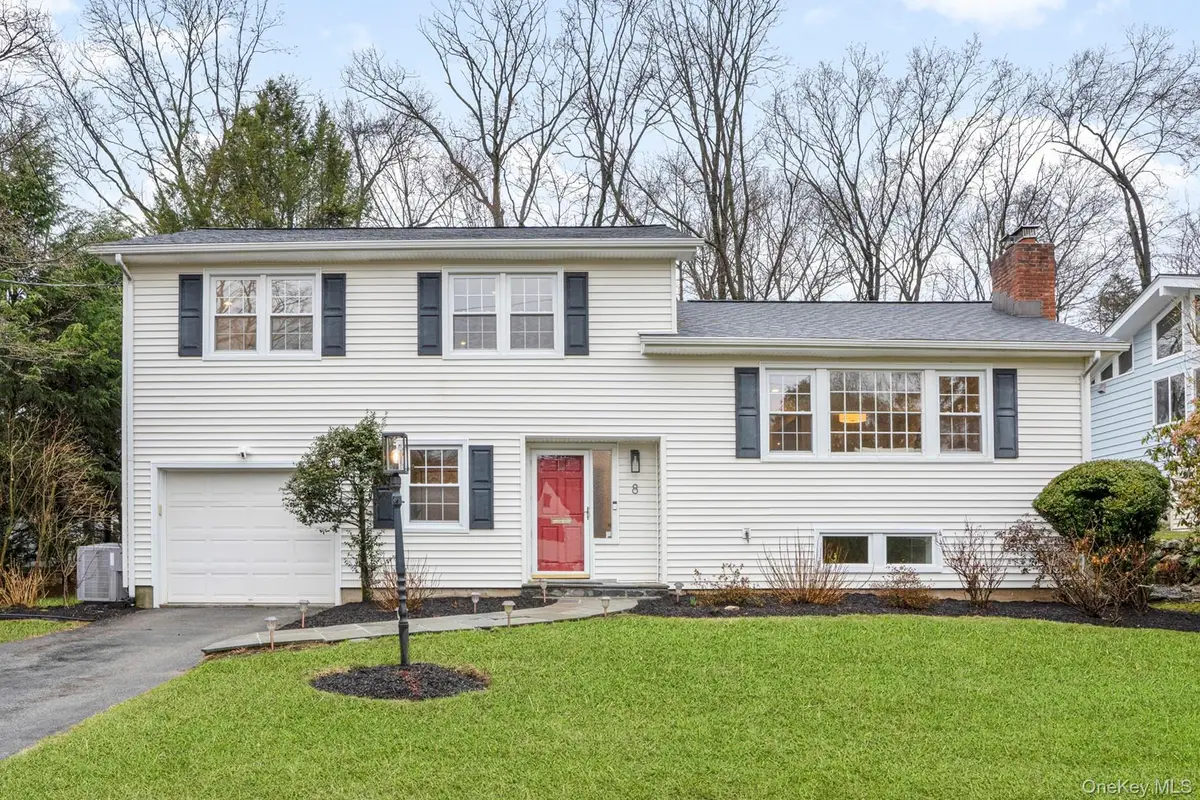 8 Valentine Road, Briarcliff Manor, NY 10510 - #1