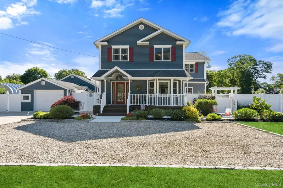 2185 Sycamore Avenue, Ronkonkoma, NY 11779 - #2