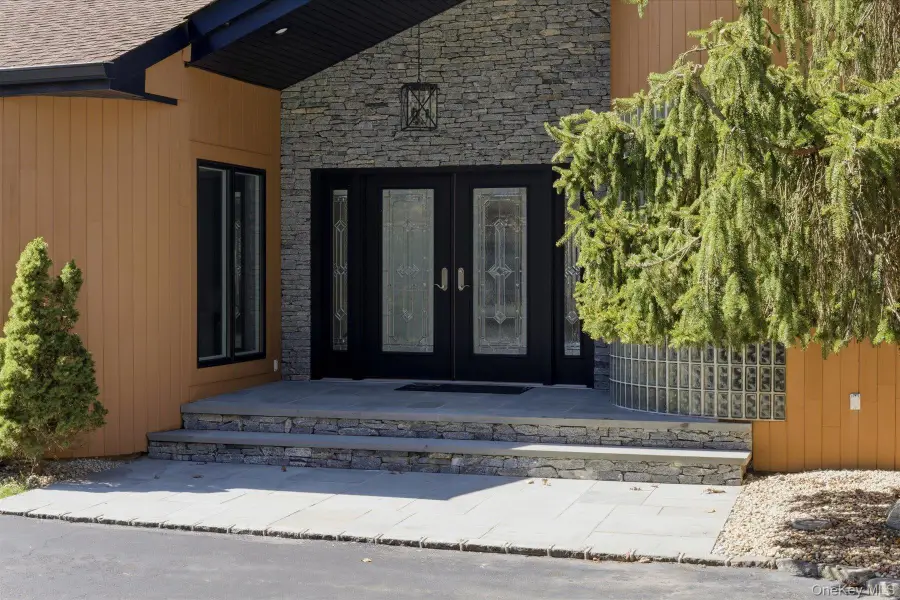 9 Watercrest Court, Head Of The Harbor, NY 11780 - #2