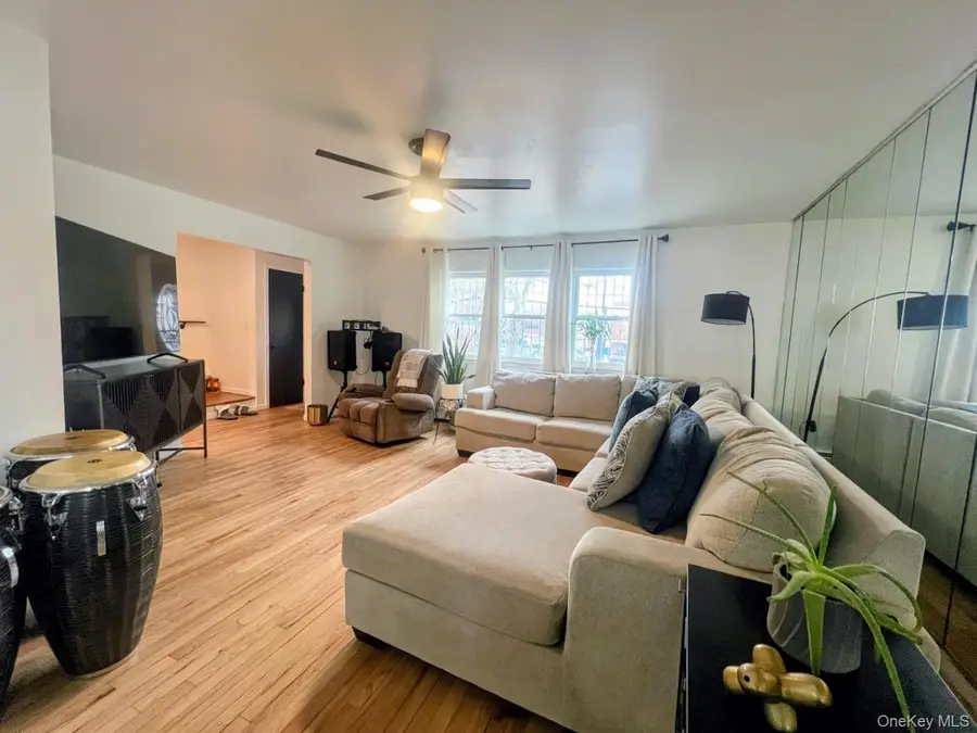 646 S 3rd Avenue, Mount Vernon, NY 10550 - #3