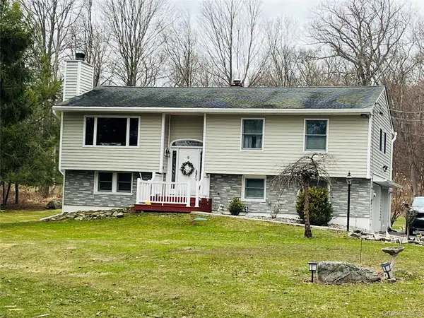 226 White Pond Road, Stormville, NY 12582