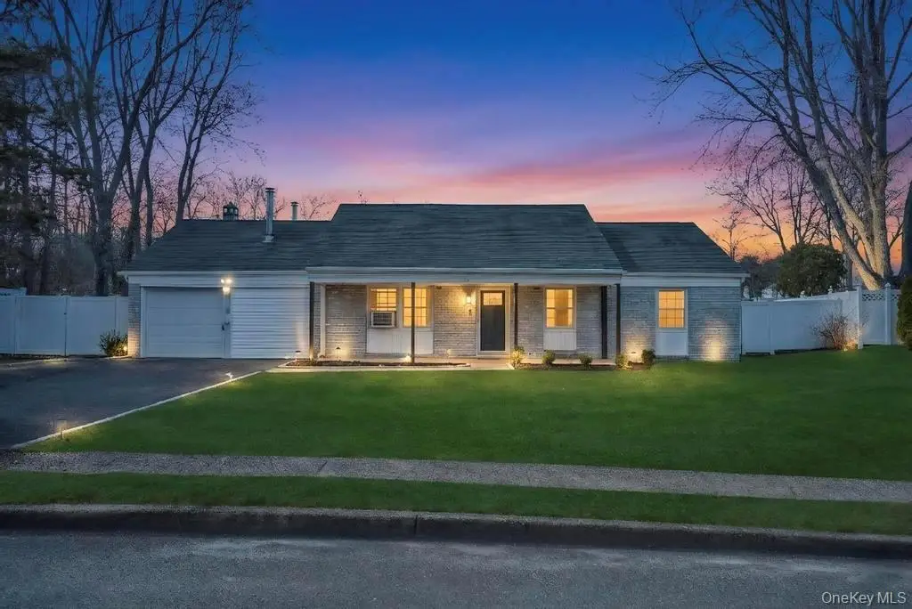 22 Tinder Lane, Lake Grove, NY 11755 - #1