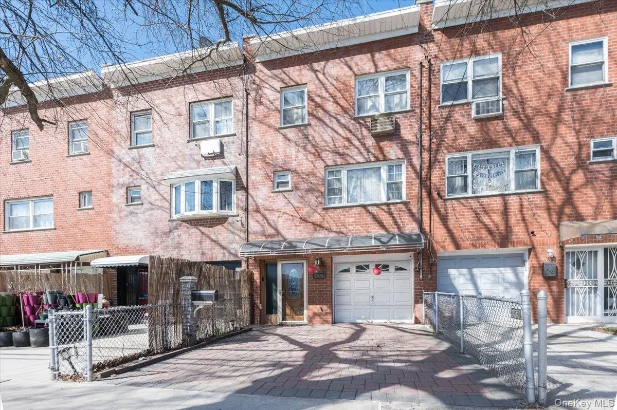 2515 Eastchester Road, Bronx, NY 10469 - #1