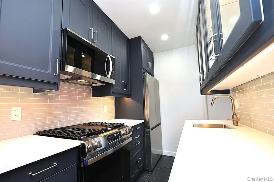 196 Garth Road #1G, Scarsdale, NY 10583 - #2