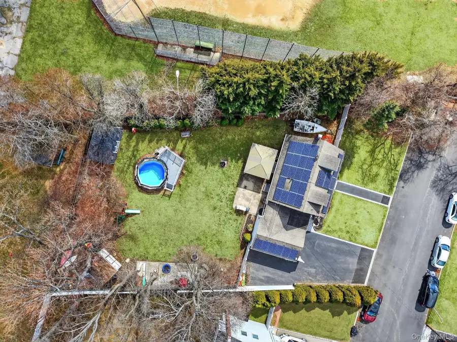 49 Maple Drive, Deer Park, NY 11729 - #3