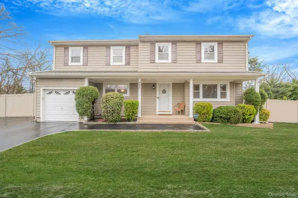 427 Bicycle Path, Port Jefferson, NY 11776