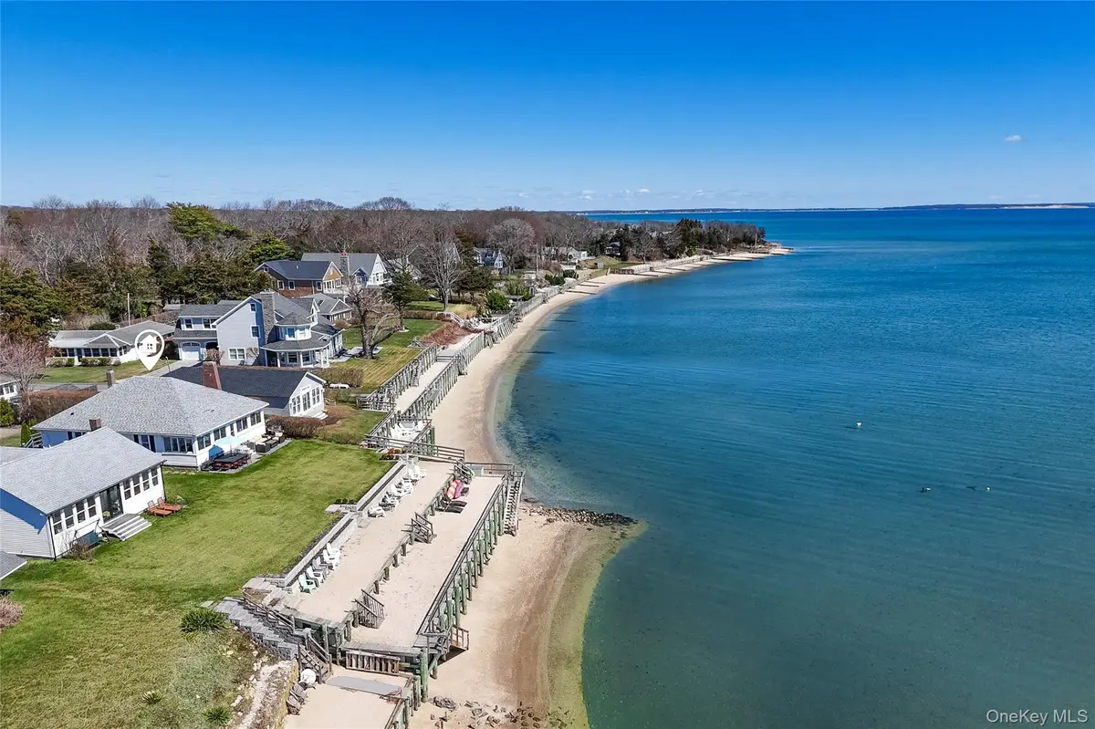 1400 Peconic Bay Boulevard, Jamesport, NY 11947 - #1