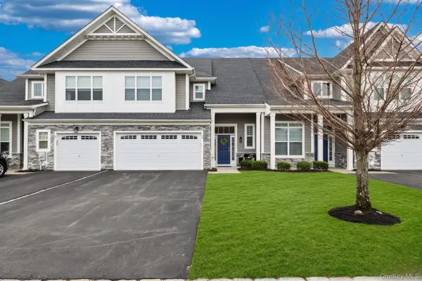 86 Wavell Avenue, Yaphank, NY 11980