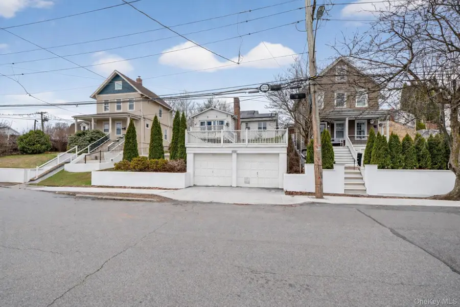 560 Locust Avenue, Port Chester, NY 10573 - #3