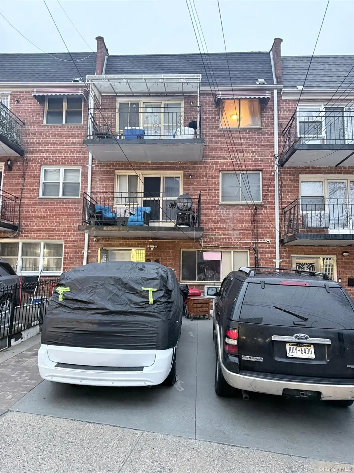 141-14 85 Road, Briarwood, NY 11435 - #1