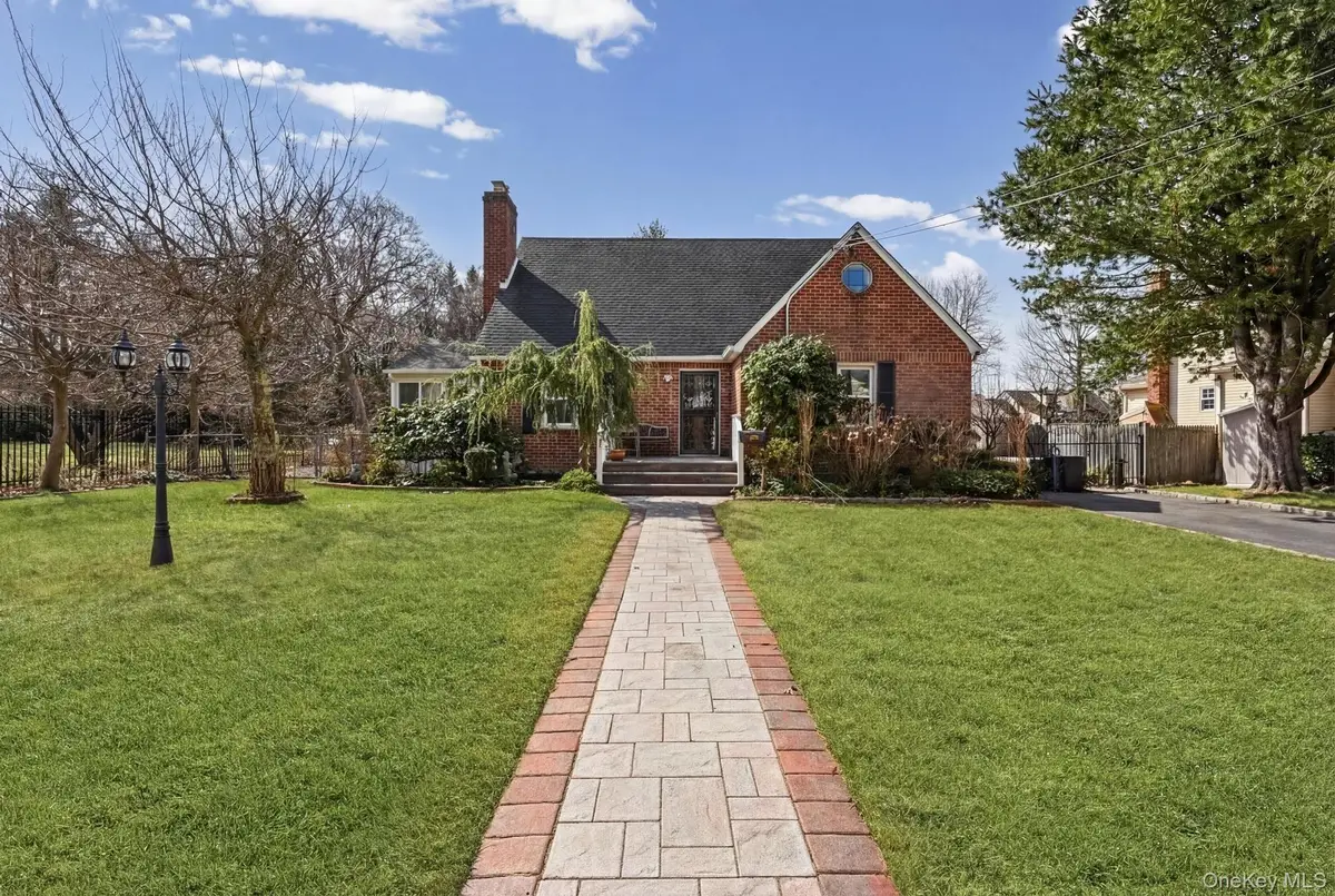 544 Birch Street, West Hempstead, NY 11552 - #1