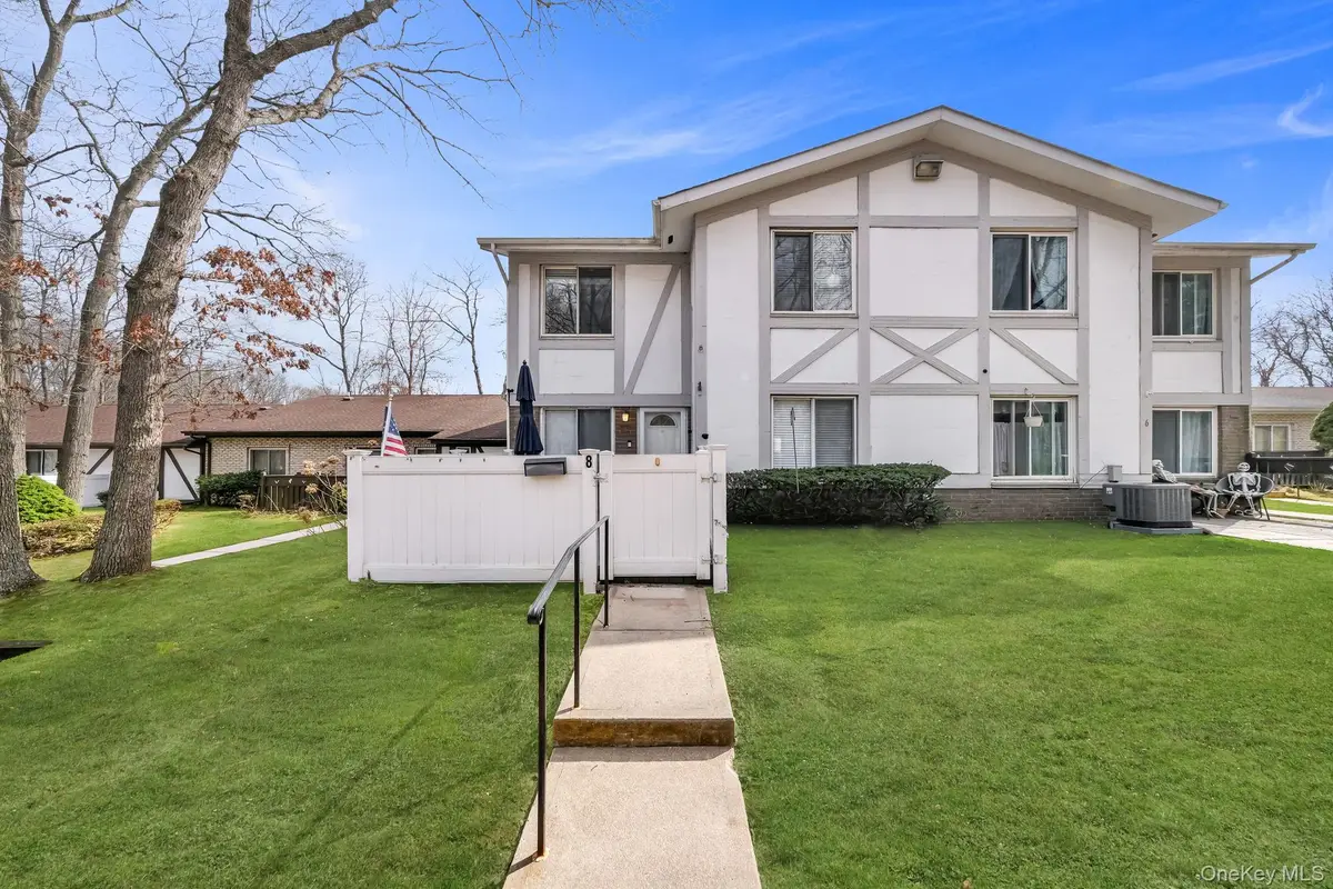 8 Birchwood Road, Medford, NY 11763 - #1