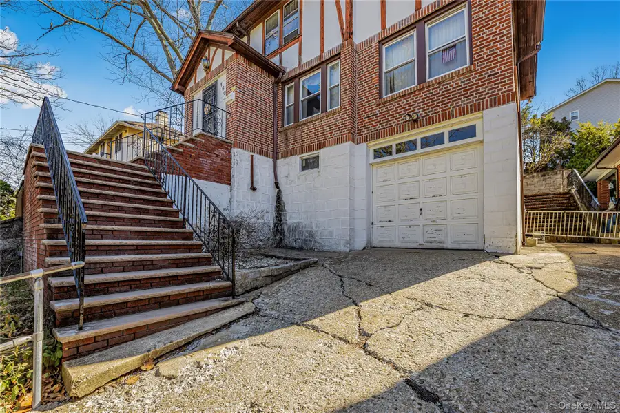 150 Rumsey Road, Yonkers, NY 10705 - #3