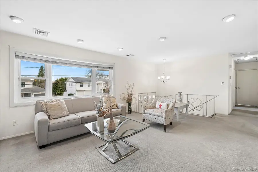 2509 Riviera Lane, Bellmore, NY 11710 - #2