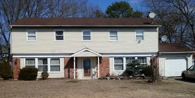 7 Groton Lane, Coram, NY 11727 - #1