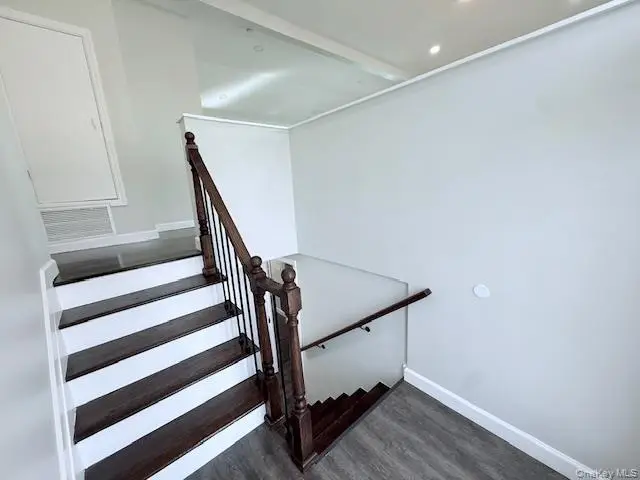 8 Alpine Street, Port Jefferson Station, NY 11776 - #2