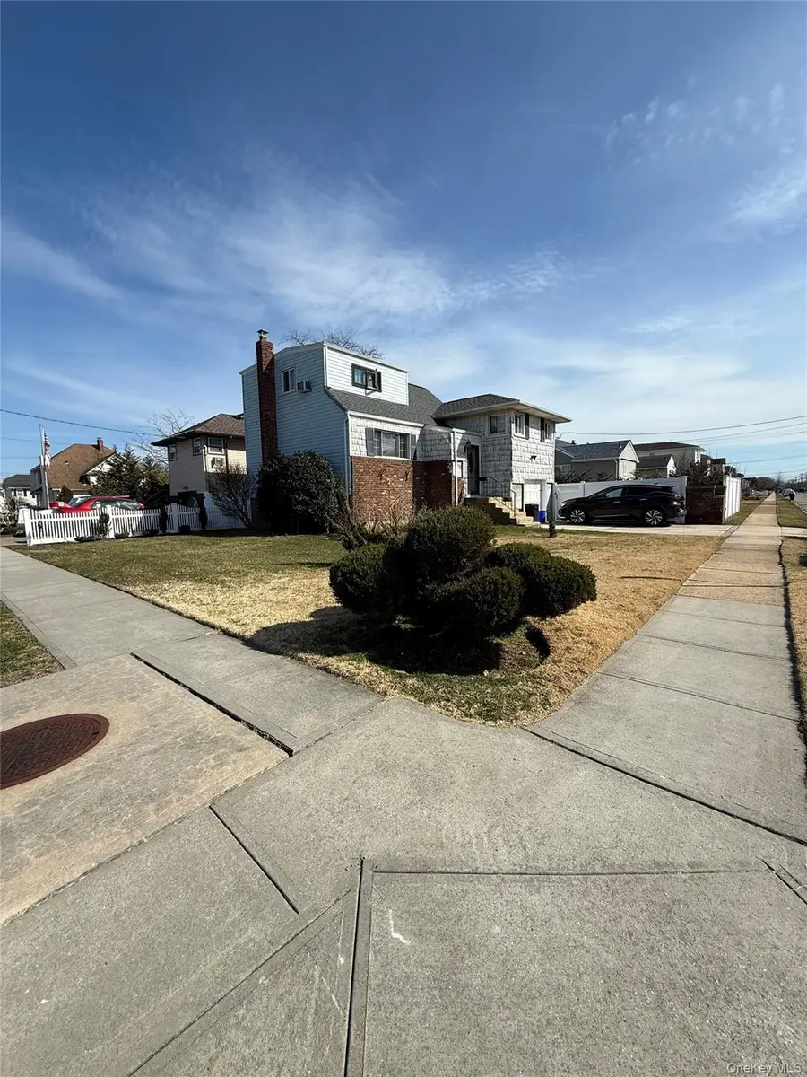 433 Miller Avenue, Freeport, NY 11520 - #2
