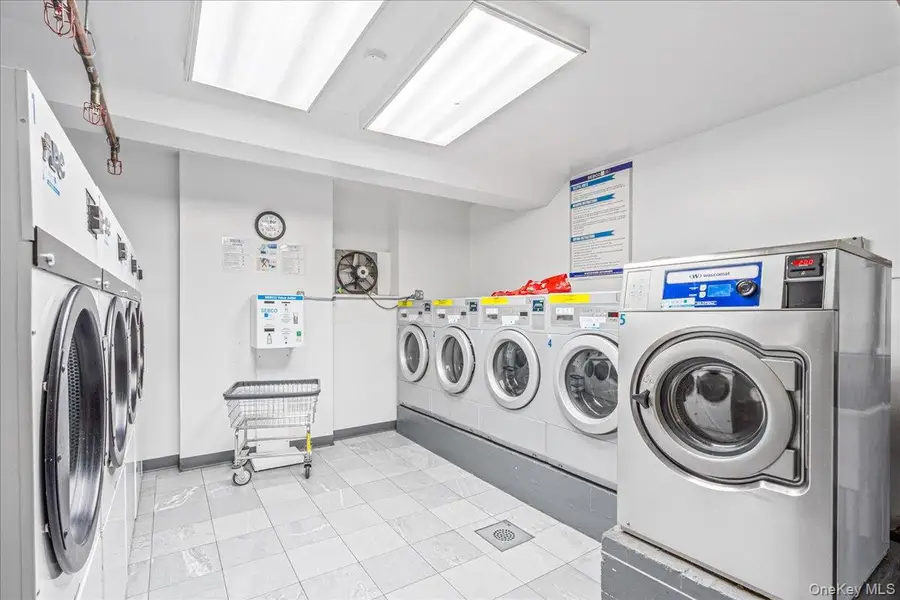 14215 Franklin Avenue #3A, Flushing, NY 11355 - #3