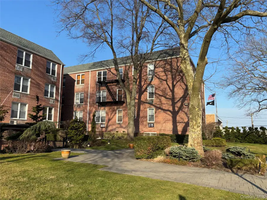 16 Main Street #2Y, East Rockaway, NY 11518 - #3