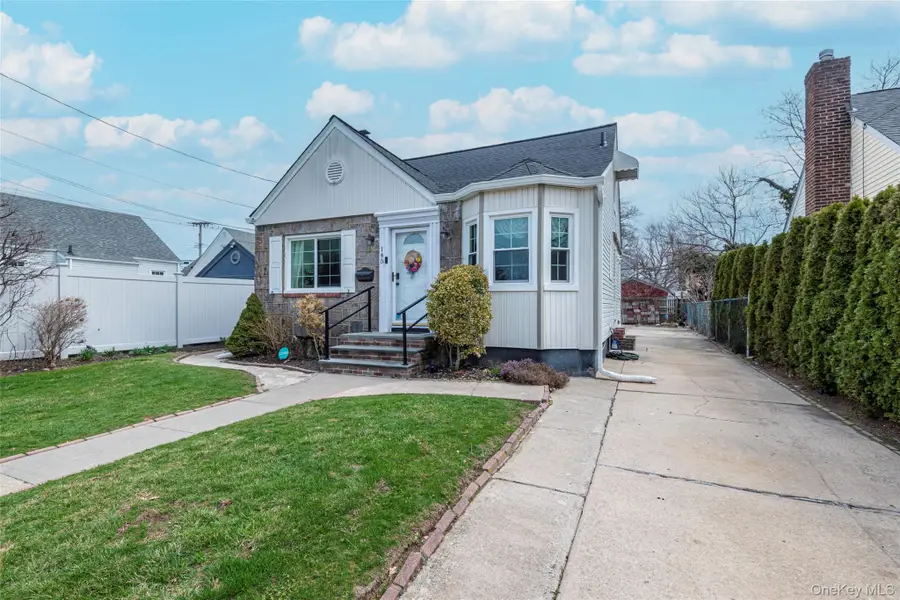 145 Jacob Street, Elmont, NY 11003 - #3