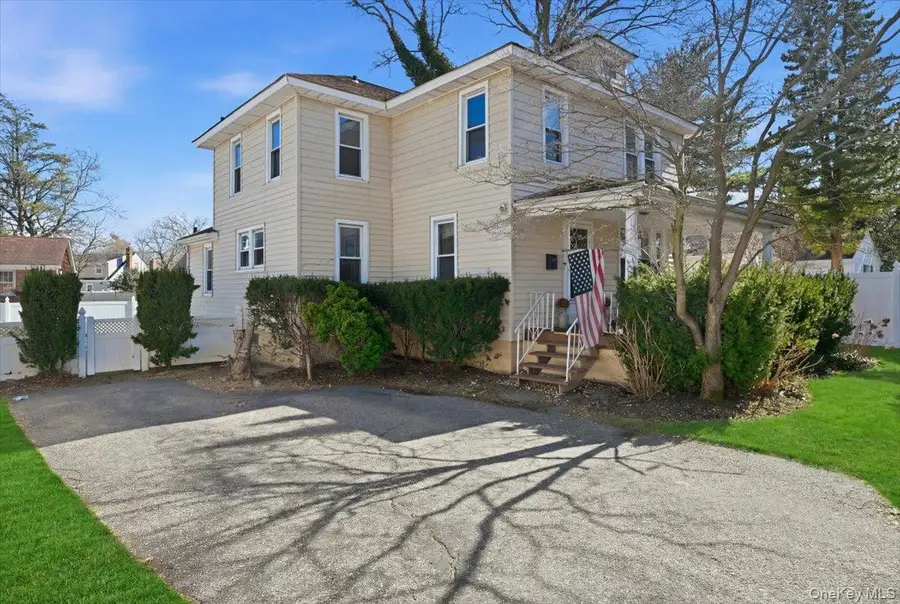 1165 Meadowbrook Road, Merrick, NY 11566 - #2