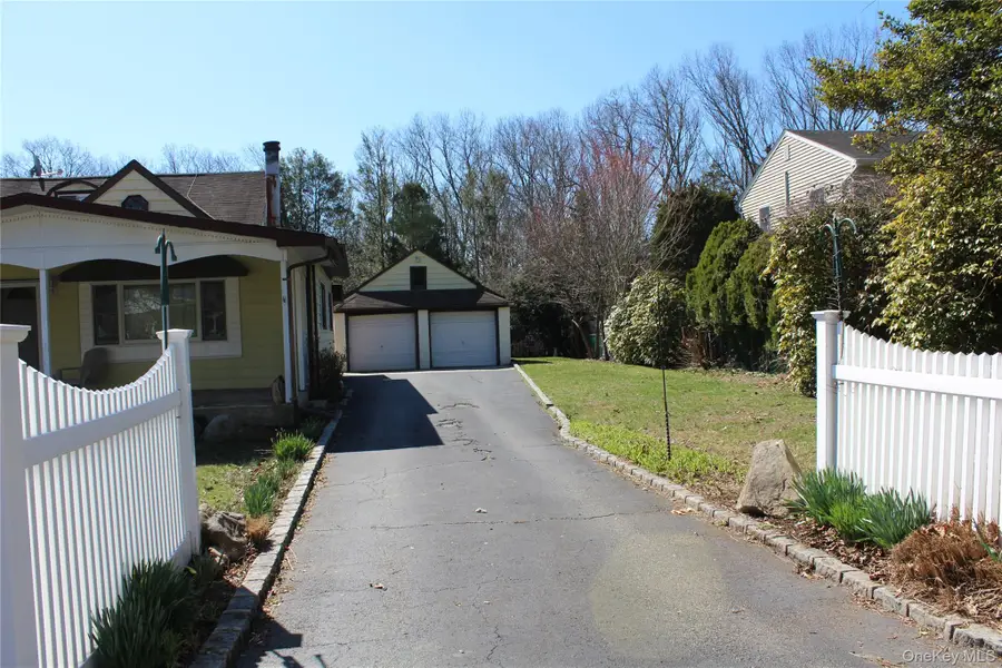 66 Colonial Street, East Northport, NY 11731 - #2