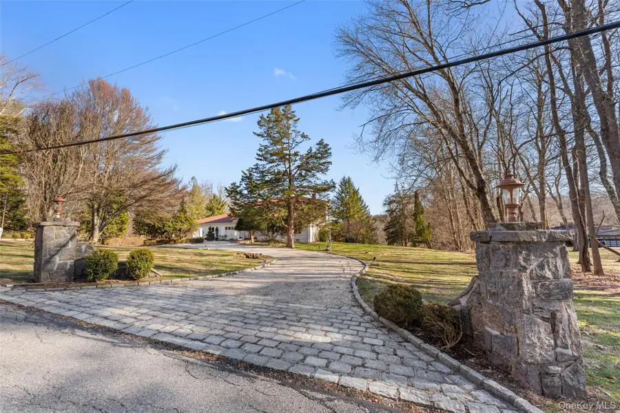 105 Cross Pond Road, Pound Ridge, NY 10576 - #2