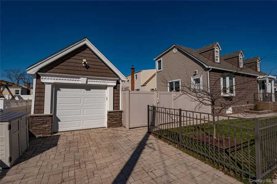 388 Forest Avenue, Massapequa, NY 11758 - #2