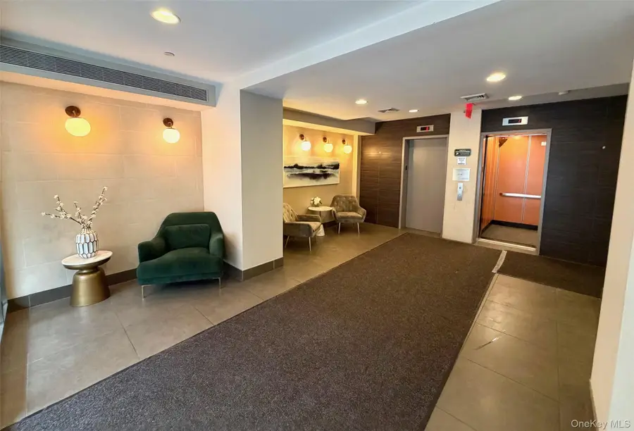 31-35 31st Street #516, Astoria, NY 11106 - #2