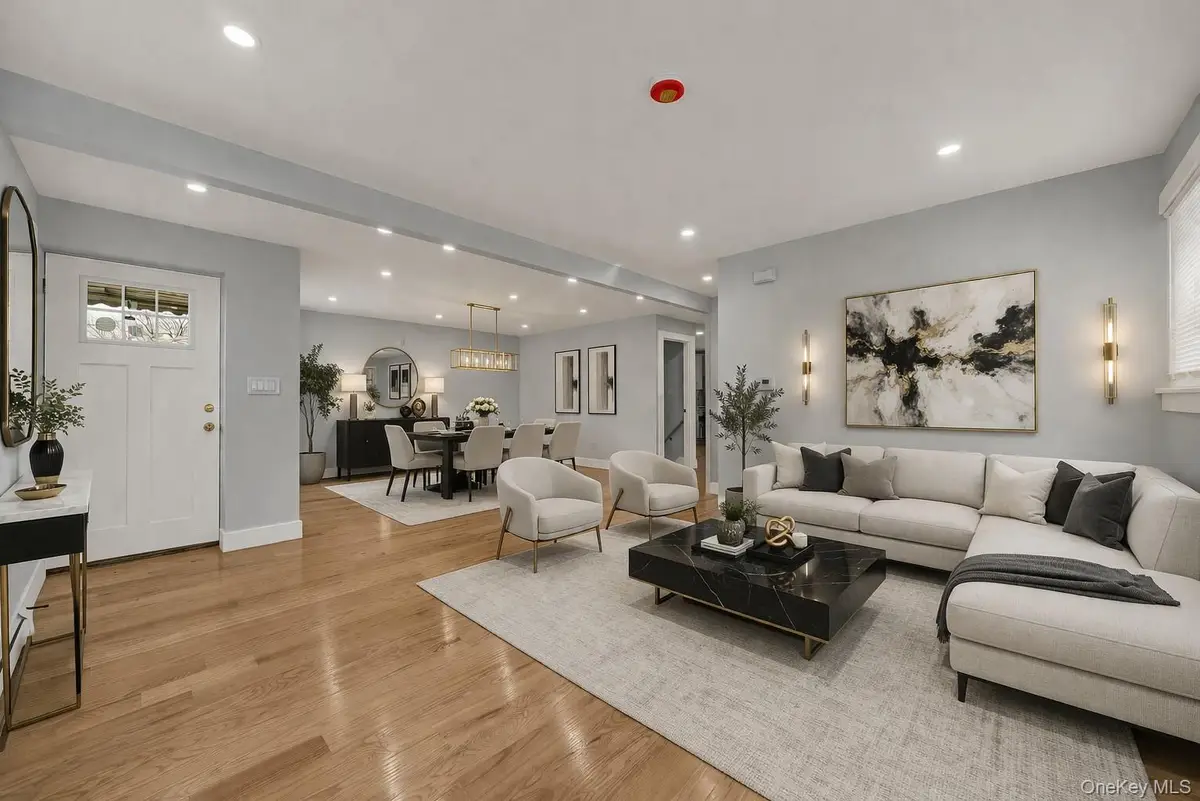 1616 Hammersley Avenue, Bronx, NY 10469 - #1