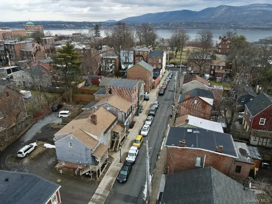 22 E Parmenter Street, Newburgh, NY 12550 - #3