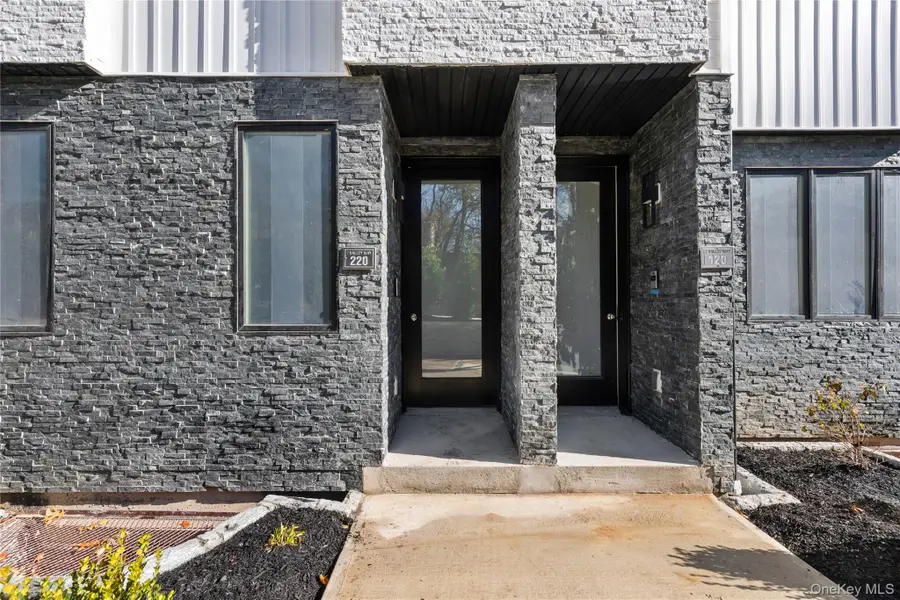 3 Valley Way #320, Spring Valley, NY 10977 - #3